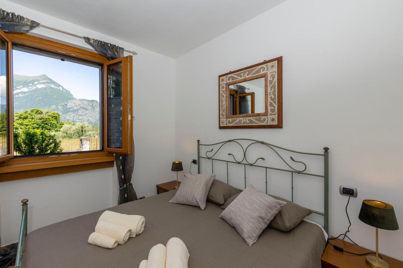 Apartment With Garden And Parking Μπελάτζιο Εξωτερικό φωτογραφία