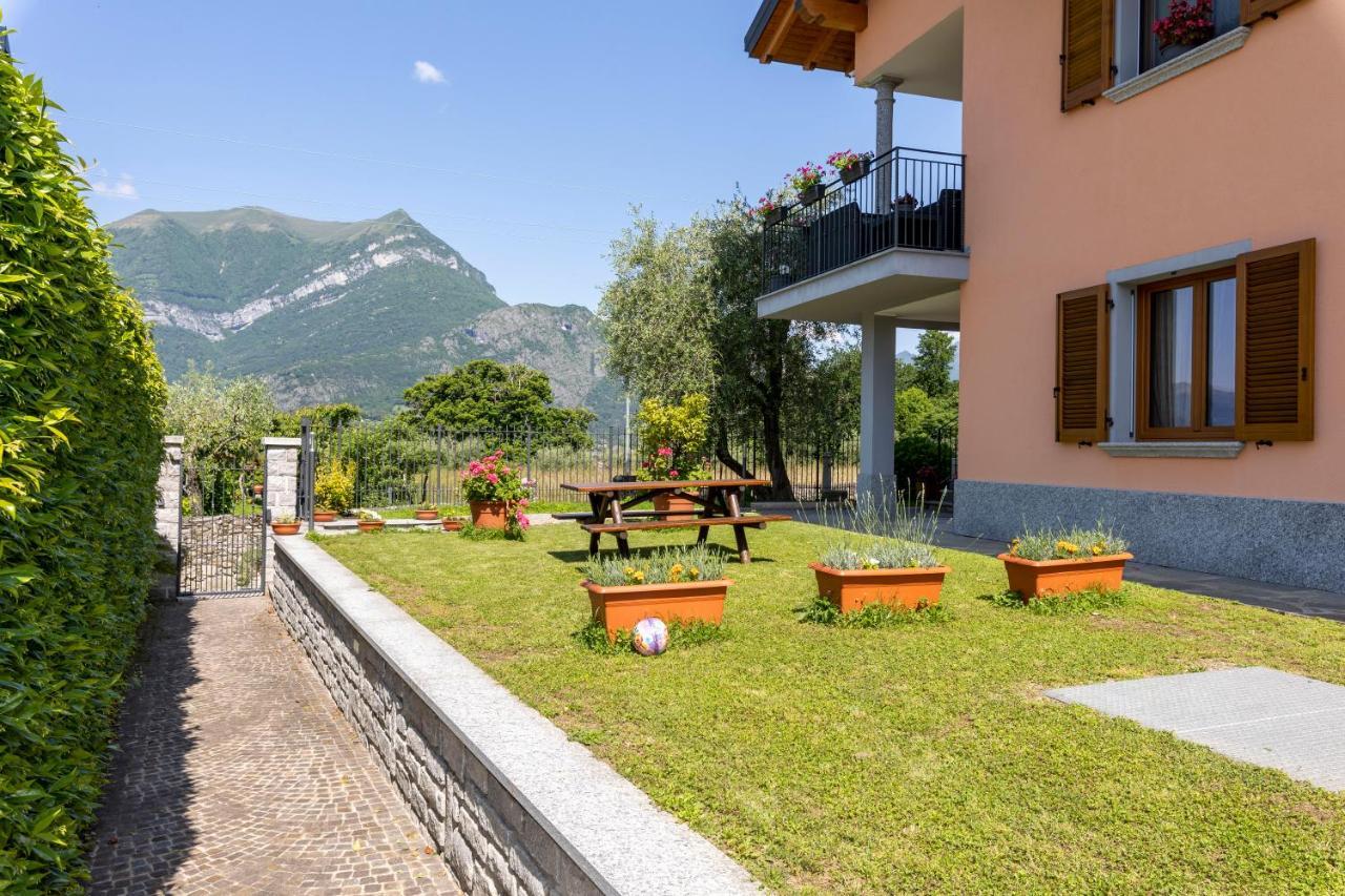 Apartment With Garden And Parking Μπελάτζιο Εξωτερικό φωτογραφία